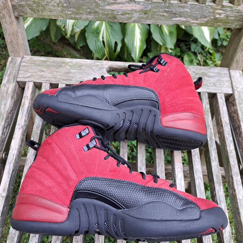 Jordan 12 Retro Reverse Flu Game GS Size 7Y (153265-602) - Picture 7 of 13